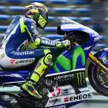 Hasil Lomba MotoGP Assen 2015 : Marquez Tak Mampu Bendung Rossi