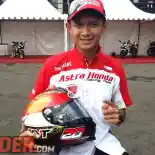 Helm Baru Dimas Ekky, Makin Indonesia