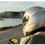 Duh Nikmatnya Naik Motor Pakai Helm Berpendingin AC, Harganya Sudah Keluar Loh!