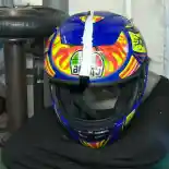 Bahaya Helm Palsu AGV Valentino Rossi di Inggris, Kualitas Beda Jauh!