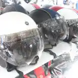 Cargloss Bikin Helm Standar Dealer, Bagaimana Kualitasnya?