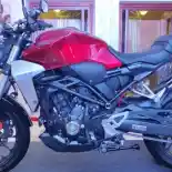 Tampil Kekar, Begini Bocoran Desain Honda CB300R Terbaru