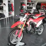 Dengar Teman-teman: Harga Honda CRF150L Didiskon!