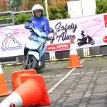Rayakan Hari Kartini, Honda Jawa Barat Kampanye Safety Riding Buat Wanita Rayakan Hari Kartini, Honda Jawa Barat Kampanye Safety Riding Buat Wanita
