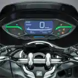 Bedah Fitur Honda PCX 160, Siap Bersaing dengan Yamaha NMax?