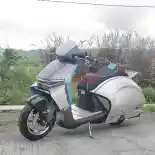 Modifikasi Honda CUV e: Bergaya Mobil Sport dari Purwokerto