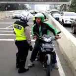 Bahaya dan Sanksi: Kenapa Sepeda Motor Dilarang Masuk Jalan Tol?