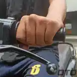 Posisi Jari Tangan Jangan Menggenggam Rem! Ini yang Akan Terjadi 