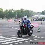 Cara Produsen Motor Mengajak Komunitas Pelajari Safety Riding