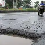 Masih Musim Hujan, Antisipasi Jalan Berlubang yang Tak Terlihat Masih Musim Hujan, Antisipasi Jalan Berlubang yang Tak Terlihat