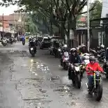 Jokowi Jajal Motor Baru Menuju Pasar