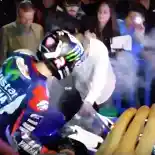 Kaki Lorenzo Terbakar Saat Selebrasi Juara Dunia di Kampung Halaman