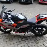 Bila Diadu Angka Penjualan Motor Yamaha Dengan Kawasaki, Ternyata Pemenangnya Sungguh Mengejutkan!