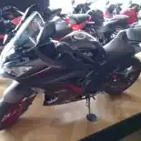 Kawasaki Ninja 250 Pangkas Harga, Lebih Terjangkau Untuk Anak Zaman Now