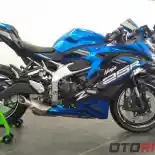 Kawasaki Ninja ZX-25R Warna Biru Berhenti Produksi, Stok Menipis
