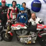 Aktor Keanu Reeves Ikutan Balap Moto3 di Italia!