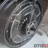 Kelebihan dan Kekurangan Motor Listrik Tipe Mid-Drive serta Hub-Drive Kelebihan dan Kekurangan Motor Listrik Tipe Mid-Drive serta Hub-Drive