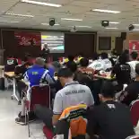 Tidak Mau Kalah dengan Wartawan, Sejumlah Anak Klub Belajar Jurnalistik