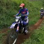 Alasan Kenapa Motor Off-Road Pakai Pelek Jari-Jari