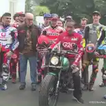 Melihat Keseruan Konvoi Para Pembalap MotoGP di Jakarta