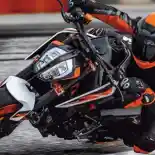 KTM 490 Duke Bermesin 2-Silinder Diperkirakan Meluncur 2022