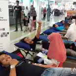 Bakti Sosial Kutu Community, Riding Sambil Donor Darah