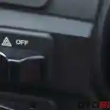 Salah Kaprah Penggunaan Lampu Hazard di Motor, Pahami Fungsi Sebenarnya Salah Kaprah Penggunaan Lampu Hazard di Motor, Pahami Fungsi Sebenarnya