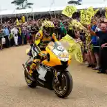 Livery Special Yamaha YZR-M1 Valentino Rossi di Goodwood, Ini Galerinya! Livery Special Yamaha YZR-M1 Valentino Rossi di Goodwood, Ini Galerinya!