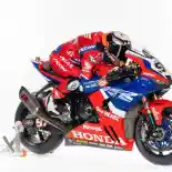 Logo One Heart dan Satu Hati Hadir di Ajang MotoGP, WSBK, dan MXGP