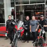 Bassist Band UNGU Touring 2.000 Kilometer dan Mendaki 7 Gunung