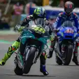 Ucapkan Terima Kasih pada Lawan Balapnya, Rossi: Pertarungan Istimewa