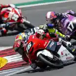 Pembalap AHM Tabrak Medical Protection di FIM CEV Moto3 Algarve Pembalap AHM Tabrak Medical Protection di FIM CEV Moto3 Algarve