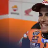 Valentino Rossi Paksakan Diri, Marc Marquez Juara Dunia!