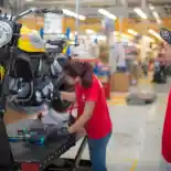 Marco Melandri Sambangi Pabrik Ducati Motor di Thailand