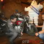 Mario Iroth Sukses Tempuh Bandung–Paris Tanpa Ganti Ban, Ini Rahasianya!