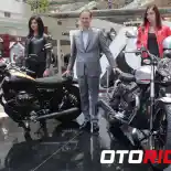 Kenali Dua Varian Moto Guzzi V9 Roamer dan Bobber