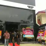 Motoplex, Piaggio Concept Store Global Pertama di Indonesia Resmi Dibuka di Bintaro