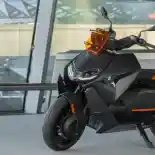 GALERI: Skuter Listrik Futuristis BMW CE 04