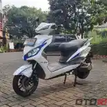 Mengenal Motor Listrik Smoot Tempur, Cas Baterai Cuma 9 Detik!