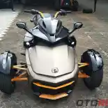 GALERI: Can-Am Spyder, Motor Roda Tiga Bermesin 1.300 cc