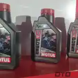 Apakah Oli Balap Bisa Dipakai di Motor Harian? Simak Faktanya! Apakah Oli Balap Bisa Dipakai di Motor Harian? Simak Faktanya!