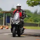Apakah Honda ADV160 Lama Bisa Dipasang Fitur RoadSync Seperti Model Terbaru?