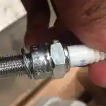 Berikut Ciri-Ciri Busi Motor Sudah Tidak Bisa Dipakai