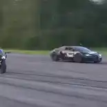 VIDEO: Ninja H2 Vs BUgatti Veyron, Mana Lebih Kencang?