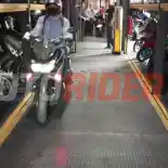 Daripada Membatasi Usia Motor, Lebih Baik Sediakan Kantong Parkir?