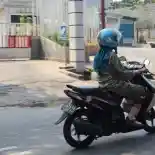 Agar Tidak Dipandang Sebelah Mata, Ini Cara Berkendara Benar Bagi Wanita