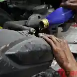 Motor Sering Dipakai Saat Macet, Ganti Olinya Harus Lebih Cepat?