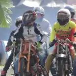 284 Starter Riuhkan Seri Pembuka Pertamax Dragbike 201 Meter Championship 2016