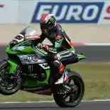 Hasil Race 2 WSBK Misano 2015: Rea Juara, Sykes Terseok