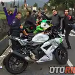 Sulam Ala Rider of Ninja Mono and Zsl Solo, Persiapan Ulang Tahun Pertama